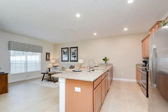 Spacious Cozy Comfort in Every Corner - Image 5