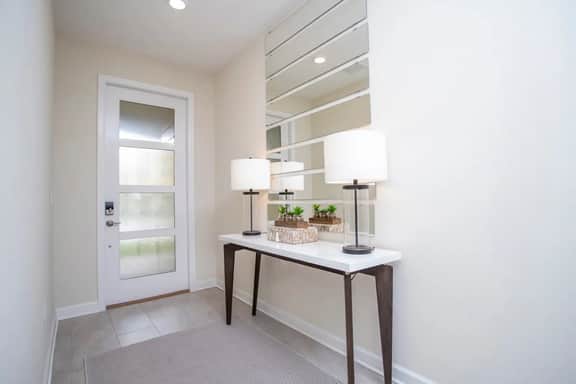 Stunning 5BR Home - Your Dream Getaway - Image 2