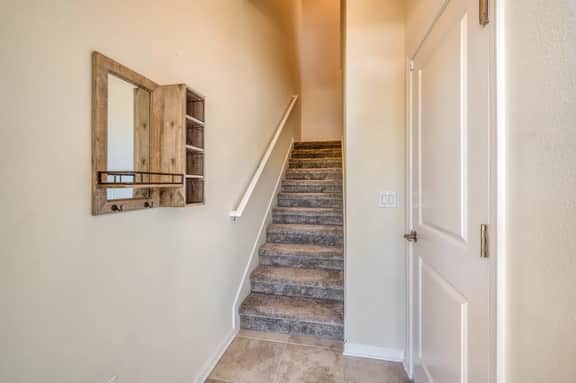 Stylish 3BR Condo, Spacious with Mickey Theme - Image 3