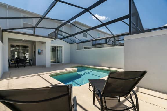 Stylish 4BR home Near Disney with Themed Rooms - Image 2
