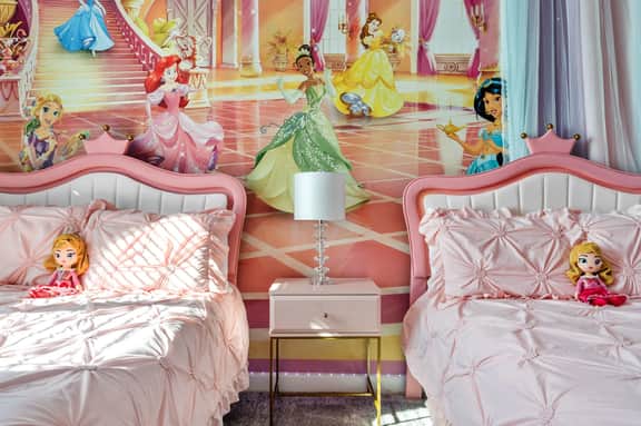 Stylish 5BR Home with Themed Bedrooms - Image 3