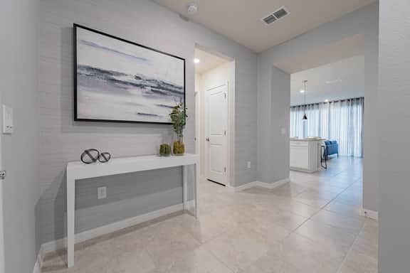 Stylish 5BR Retreat with Pool Near Disney - Image 4