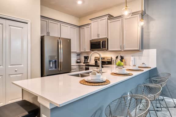 Stylish Golf View Condo, Absolutely Amazing - Image 4