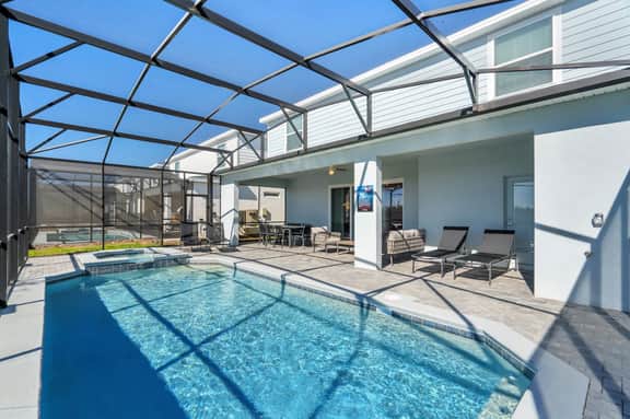 Ultimate 10 Bed Luxury Retreat with Epic Playroom - Image 3