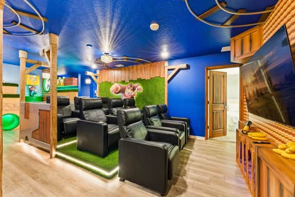 Unique Luxury Villa, Pool, Games and Themed Beds - Image 4