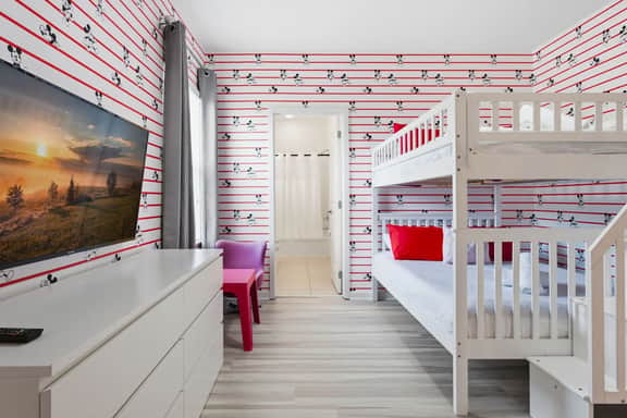 Amazing House at Bella Vida 5BR - Image 3