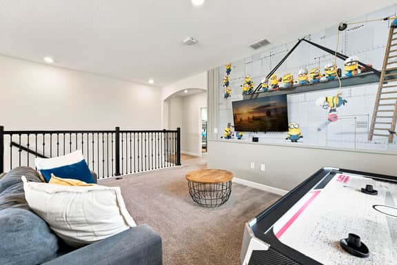 5BR Home, Private Pool, Chic Decor, Themed Rooms - Image 5