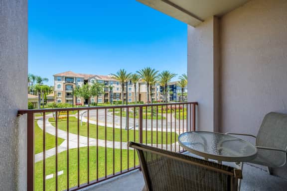 Vista Cay 3BR, Beautiful Lake View, Top Location - Image 3