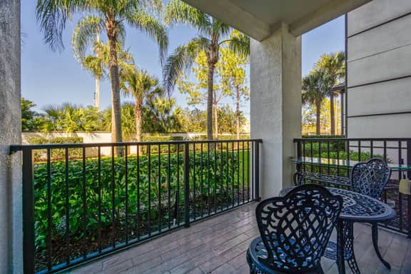 Vista Cay 2BR, Epic Location, Amazing Stay - Image 3