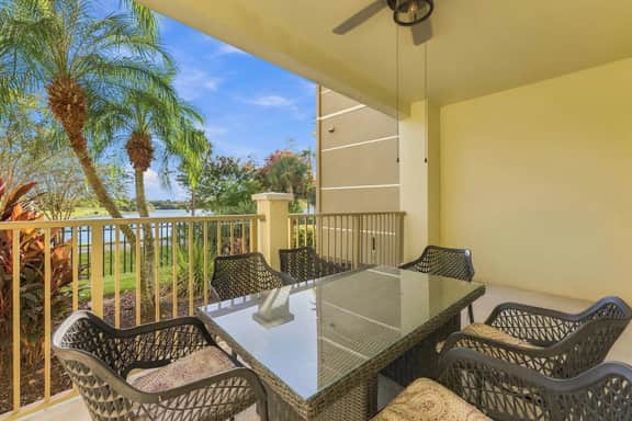 Relax by the Lake, Spacious 3BR Orlando Stay - Image 3