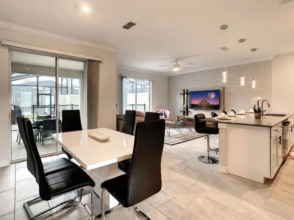 Luxury Townhouse with Private Pool & Resort - Image 3