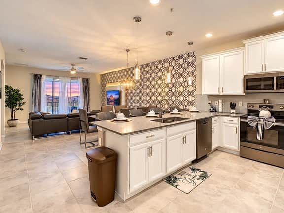 Elegant Escape/ Gameroom & Themed Room - Image 5